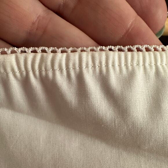 DOLLS KILL Current Mood | White Short Sleeve Crop Smocked | Size Medium - Picture 3 of 5